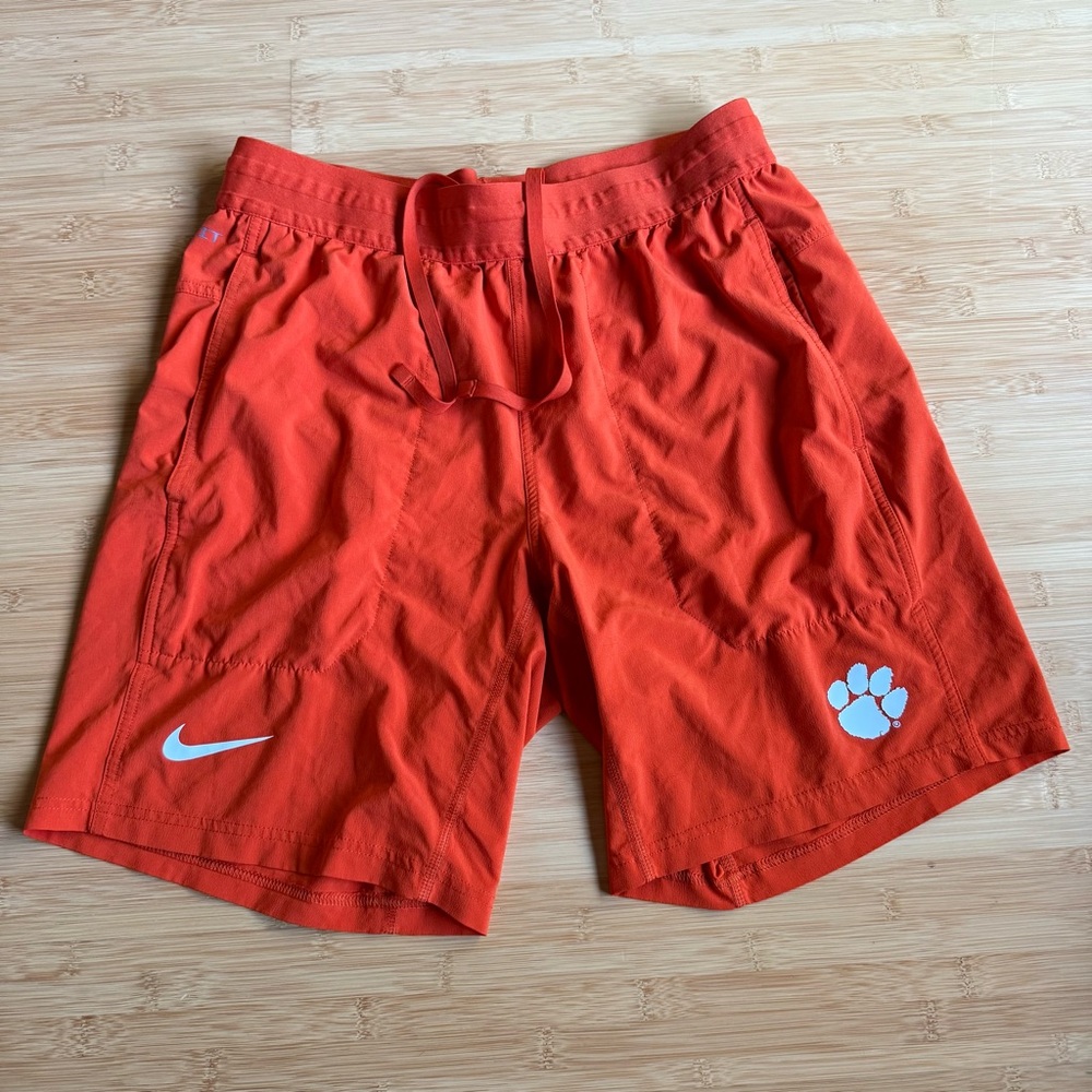 🧡💜CLEMSON NIKE Dri Fit shorts - M